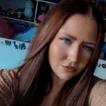 Ellie Weeks - @ellieweeks14 - Instagram