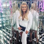 Ellie Weeks - @elliemayweeks_x - Instagram