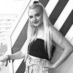 EllieWeeksFan - @ellieweeksfan1 - Instagram
