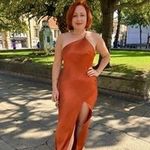 Rebecca Elliot - @becky.elliot - Instagram