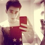 Elliot Benjamin - @elliot_ben - Instagram