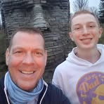 Elliot Burke - Facebook