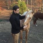 Elliott Graves - @elliott.graves - Instagram