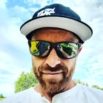 Elliot Moss - @elliot.moss.79 - Instagram