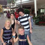 Elliot Odom - Facebook