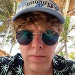 Elliot Roe - Facebook