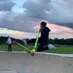 Elliot Thomas🛴😂😎 - @ellixt.scootz - Instagram