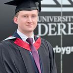Elliot Yates - Facebook