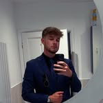 Elliott Beach - @elliott_beachy - Instagram