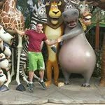 Elliott Foster - @elliott.foster.90 - Instagram