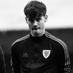 ET - @elliotthorpe10 - Instagram