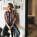 Elliott Moss - @miminomimosa - Instagram