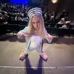 Elliott Painter - @curly_que8 - Instagram