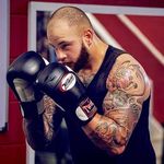 Elliott Scott - @colossus_brownsugar - Instagram