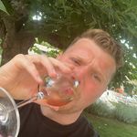 Elliott Shaw - @thegeordiesommelier - Instagram