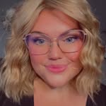Sydney Elliott | Hairstylist, MUA + Cosmetology Instructor - @sydneyatshades - Instagram
