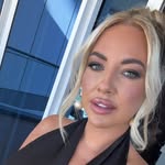 Ellis Peters - @elpetersx - Instagram