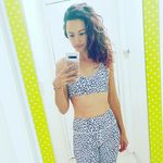 Elly - @ellybrown22 - Instagram