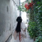 Elly Chang - Facebook