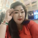 Elly Chen - Facebook