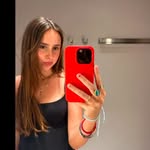 elly - @ellyjohnson_ - Instagram