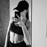 Elly Johnson 👽 - @_elly.johnson_ - Instagram