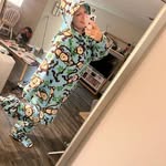Elly Moore - @danielpenn330 - Instagram