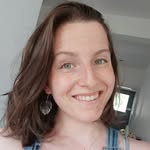 Elly Nelson - @honeysucklereads - Instagram