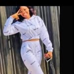 elly Peterson - @ellypeterson1000 - Instagram