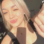 Elly Riley - @elly.mc8 - Instagram