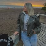 Elly Walker - @ellybxo80 - Instagram