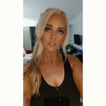 Elly Williams - @vomiting_glitter - Instagram
