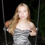 Elly Young - @ellyyoung.1 - Instagram