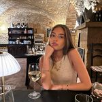 el - @eloiseking.x - Instagram
