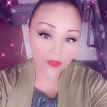 Elsa Burton - @queenelsa73 - Instagram