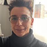@elsaburton11 - Instagram