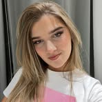 Elsa Dasharami - Facebook