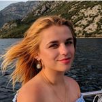 Elsa Hughes - @elsahughes208 - Instagram