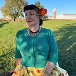 Nina Khmielnitzky - @elsamusepinup - Instagram