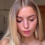Elsa Robinson - @darewb_m - Instagram