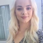 Elsa Jean Corner Stone - @sunbosupestar - Instagram