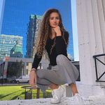 Elisabeth Vaughn - @elisabethjoy00 - Instagram