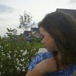 Julia - @julia.elsa.vaughn - Instagram