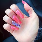 Elsa Vidal - @elsa_nails_glitter - Instagram
