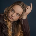 Elsa Walsh - @elsamswalsh - Instagram