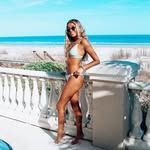 E L - @_elsielarson - Instagram