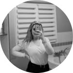 Élise Narváez - @lisouux_ - Instagram