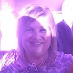 Elspeth Cooper - @pinotfanatic - Instagram