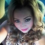 Elva Robles - @robleselva - Instagram