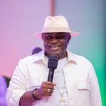 Elvis Amponsah - @elvisothni - Instagram